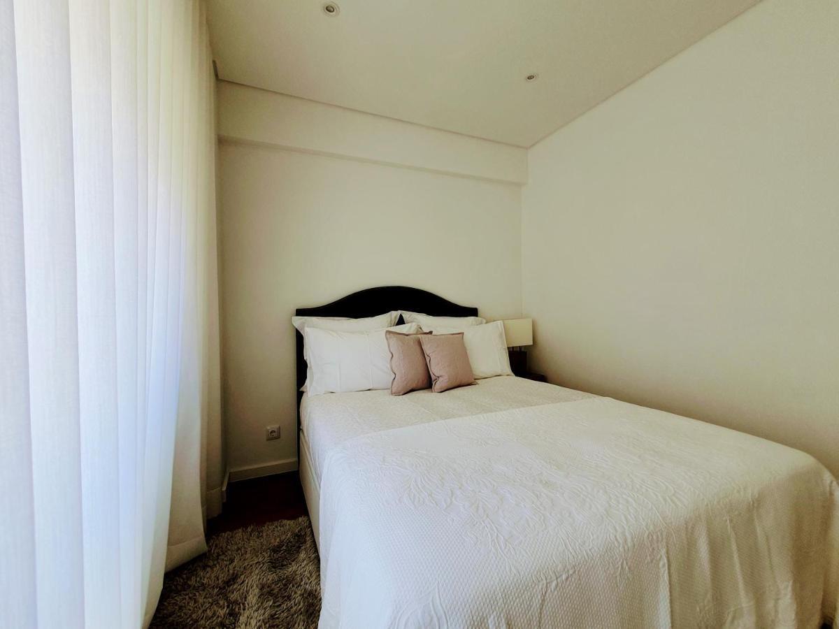 Praca Do Chile Deluxe By Lisbon Village Apartments Exterior photo