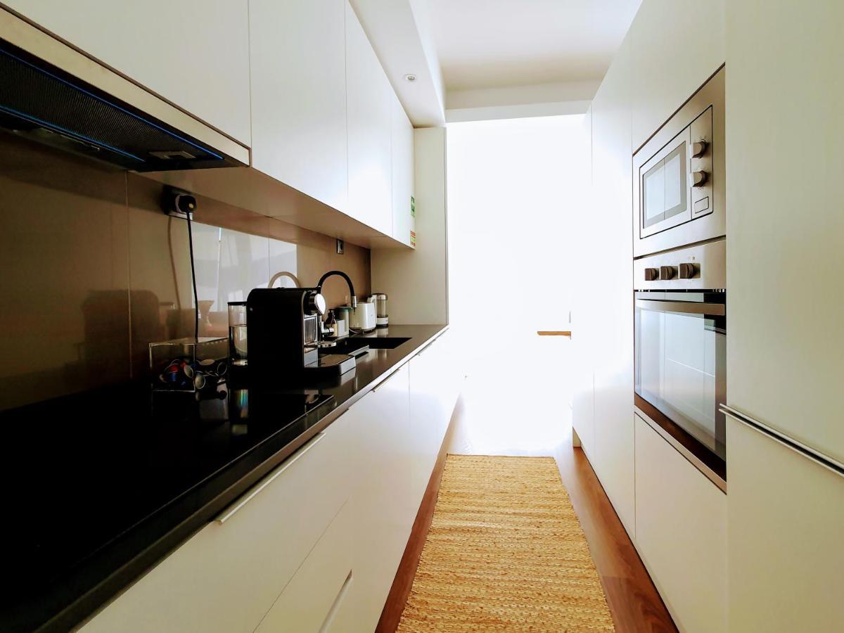 Praca Do Chile Deluxe By Lisbon Village Apartments Exterior photo